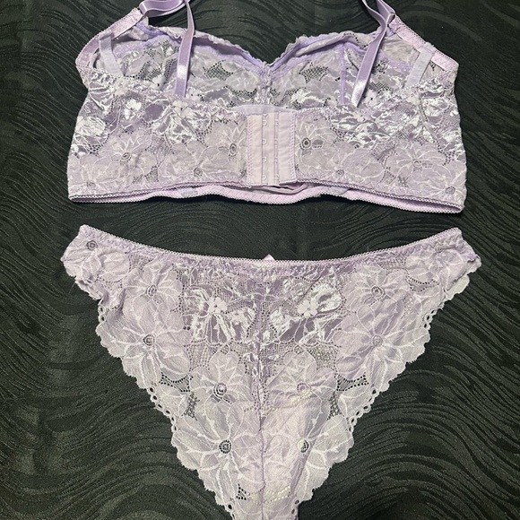 Lavender Lace Lingerie Set - Picture 4 of 5